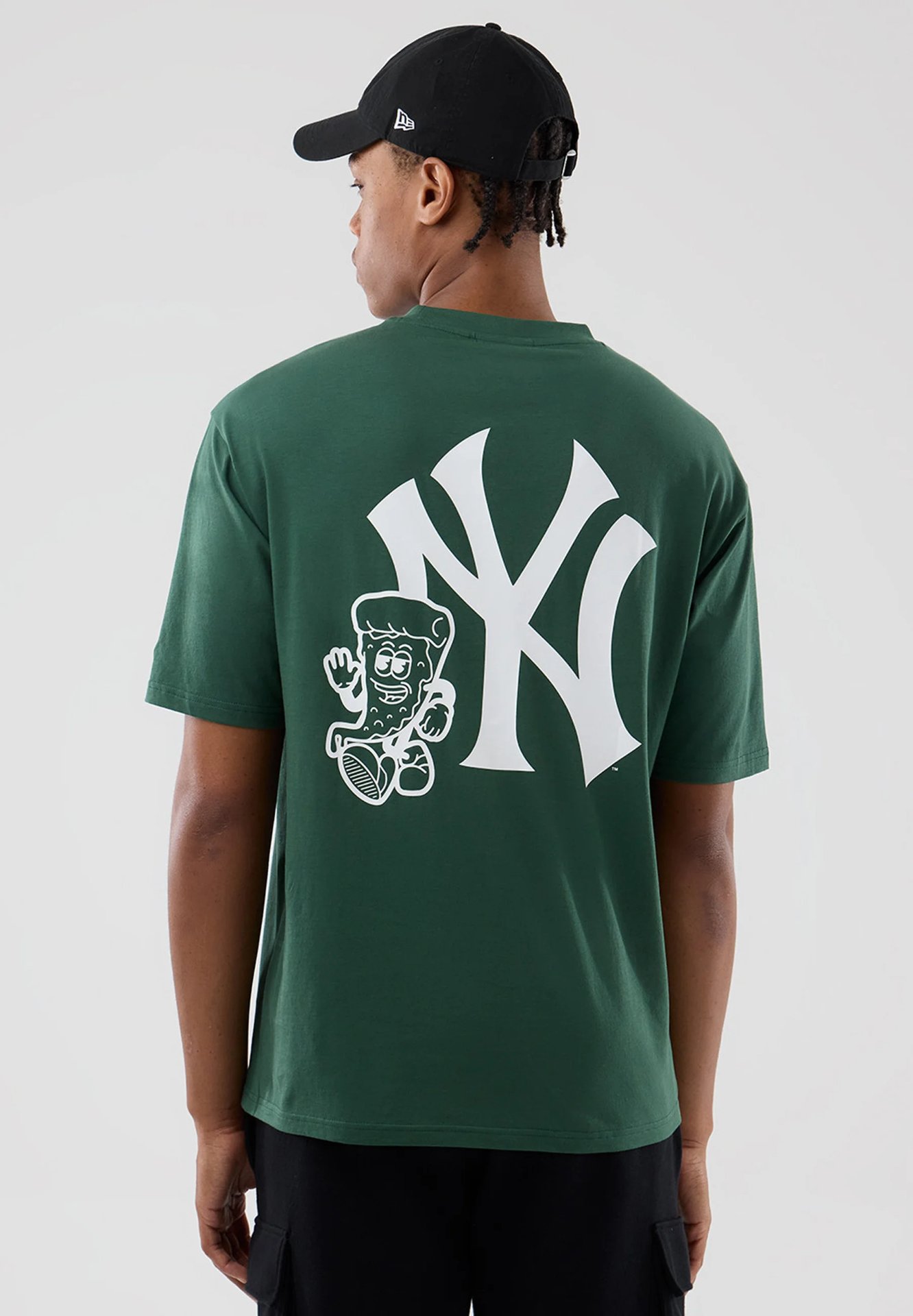New Era NY Yankees T-Shirt - cig - model_back