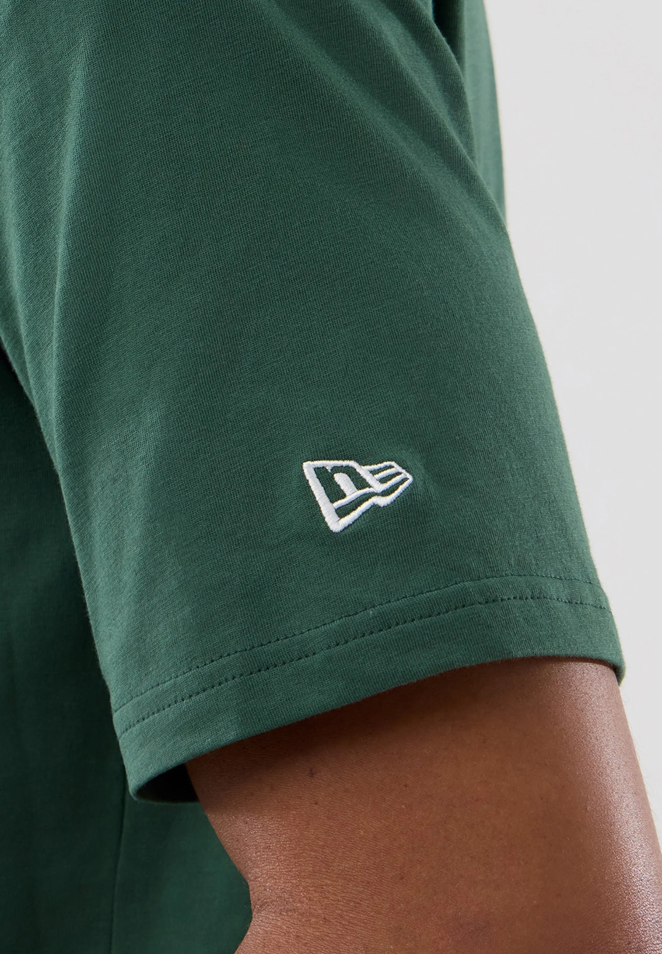 New Era NY Yankees T-Shirt - cig - detail_sleeve