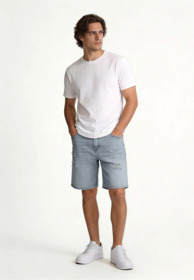 Pier One by Zalando - Jeans Shorts - light blue denim - Image 2
