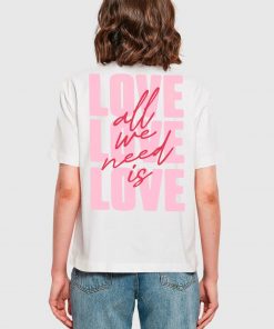 Mister Tee ALL WE NEED IS LOVE TEE – T-Shirt Print – White