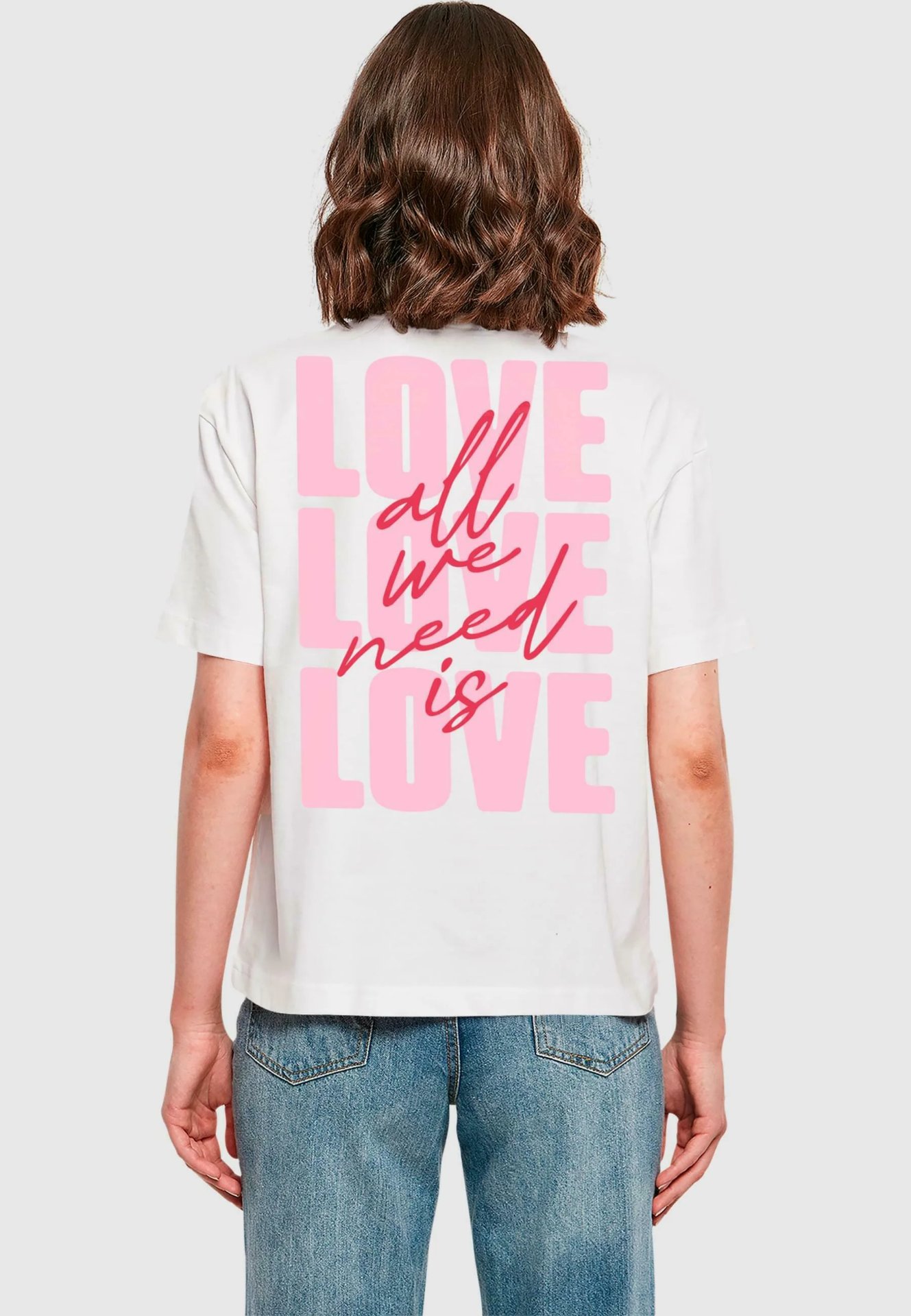 Mister Tee ALL WE NEED IS LOVE TEE – T-Shirt Print – White