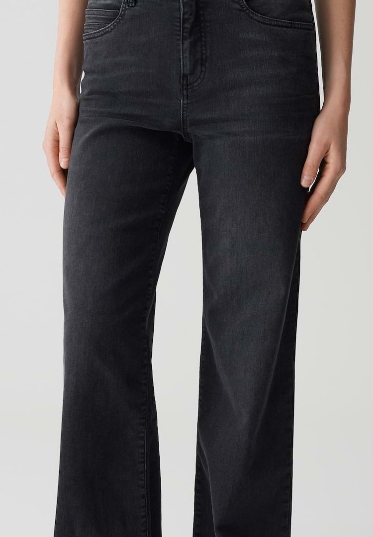 OPUS PANTS MID RISE LONG FLARED - Wide Leg Jeans - washed black - Image 4