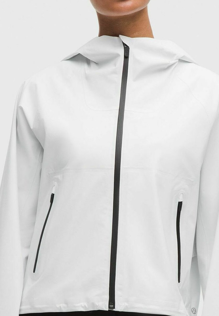 lululemon LIGHTWEIGHT WATERPROOF RUNNING - Training Jacket - white - Image 4