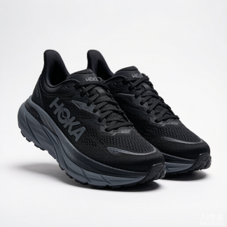 HOKA Clifton 10 Black