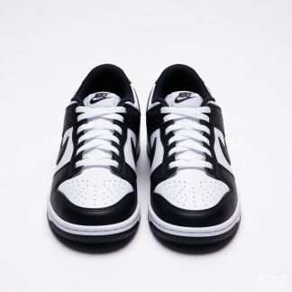 Dunk Unisex Trainers
