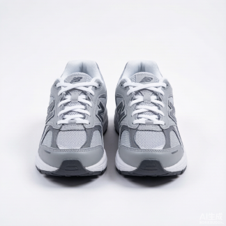 530 Unisex Trainers