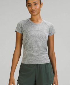 lululemon SWIFTLY TECH SHORT-SLEEVE 2.0 RACE LENGTH - T-Shirt - slate white